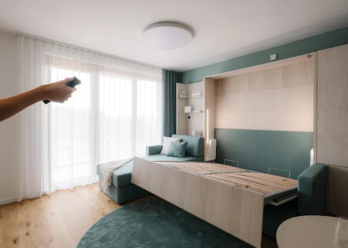 Zwirn Downtown Apartment *